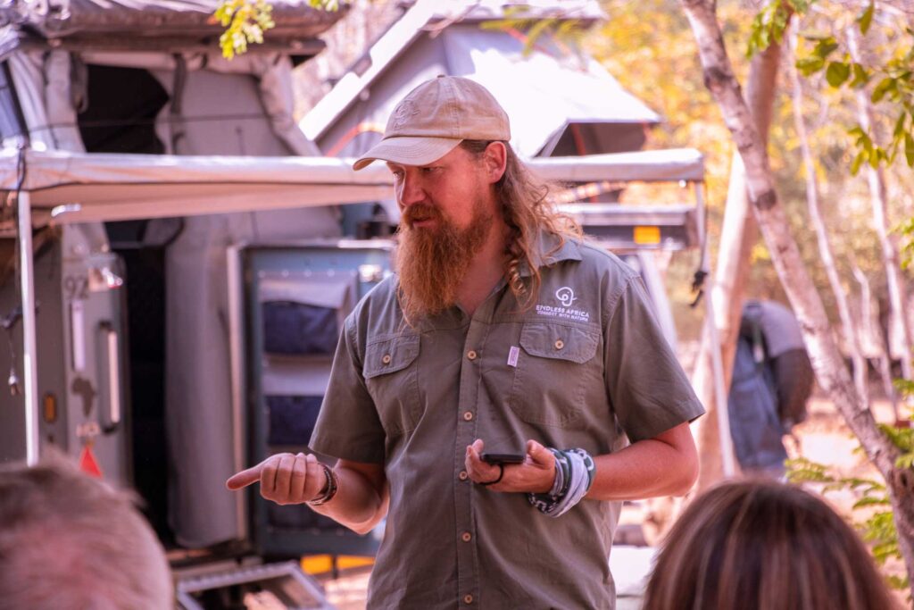 Lead Guide Joubert Tulleken doing a tour briefing